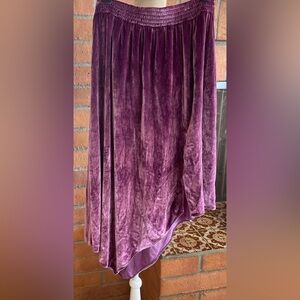 Alice + Olivia Asymmetrical Velvet Skirt in Purple size 8